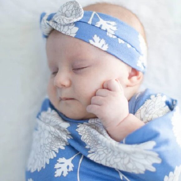 Baby Be Mine Zoe Swaddle Blanket & Headband - Picture 1 of 3
